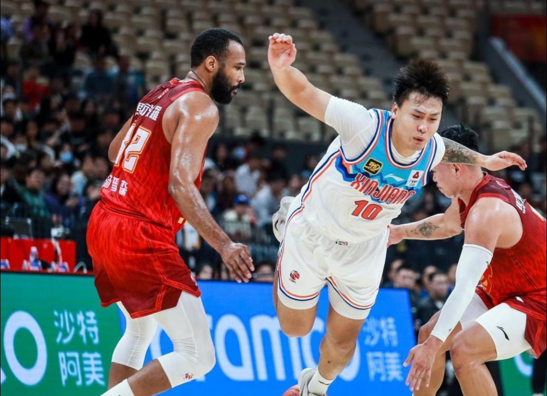 雷竞技团队-包含转会期CBA季后赛焦点战，波尔图更衣室发声，悬念犹存，纪律约束更严格的词条